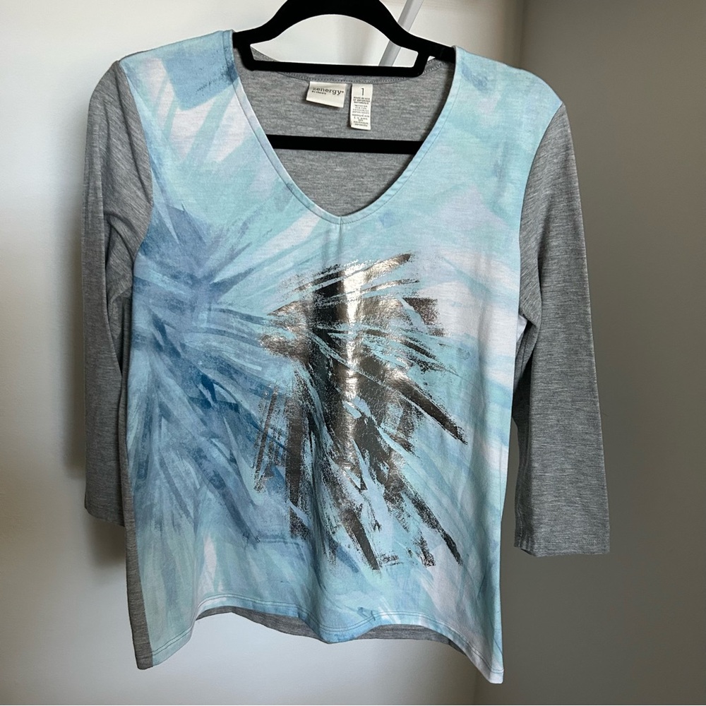 Energy by Chico’s Women's Gray and Blue Abstract Top